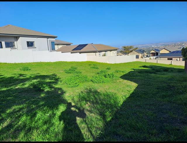 585M² VACANT LAND FOR SALE IN MONTE CHRISTO